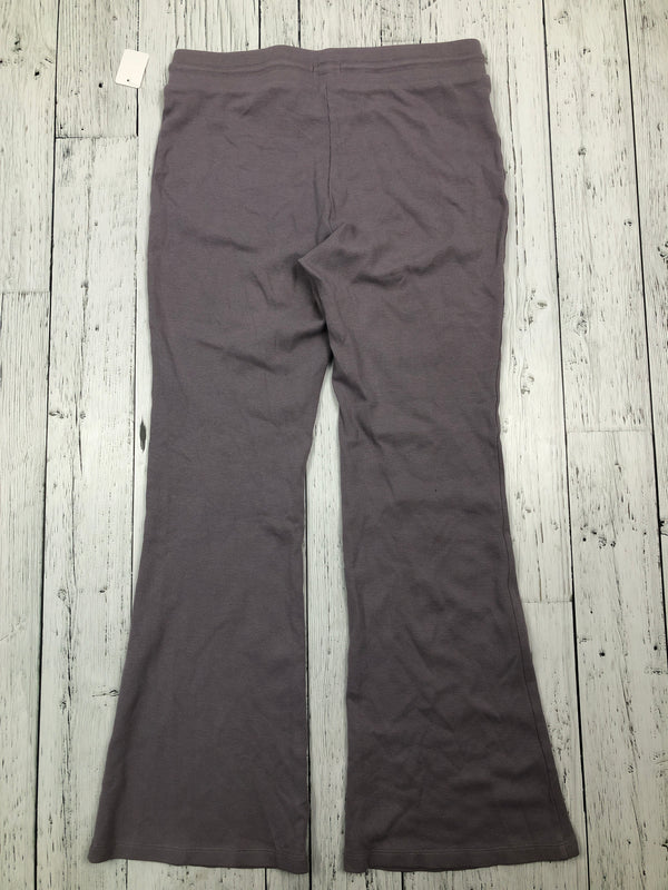 Aritzia Sunday Best purple flared sweatpants - Hers M