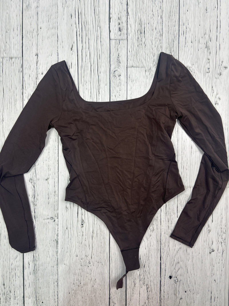 Lululemon brown body suit - Hers M