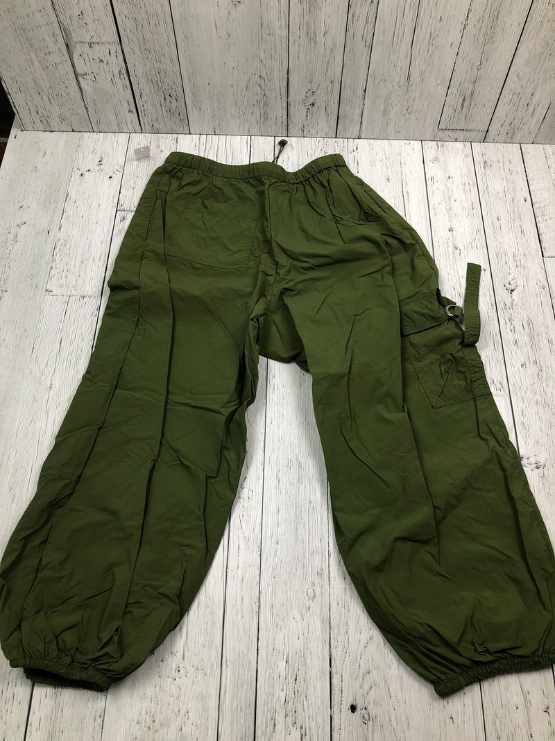 Urban Outfitters green cargo pants - Hers L