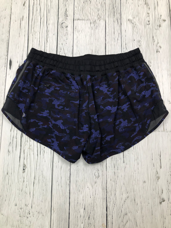 lululemon blue black patterned shorts - Hers M/8