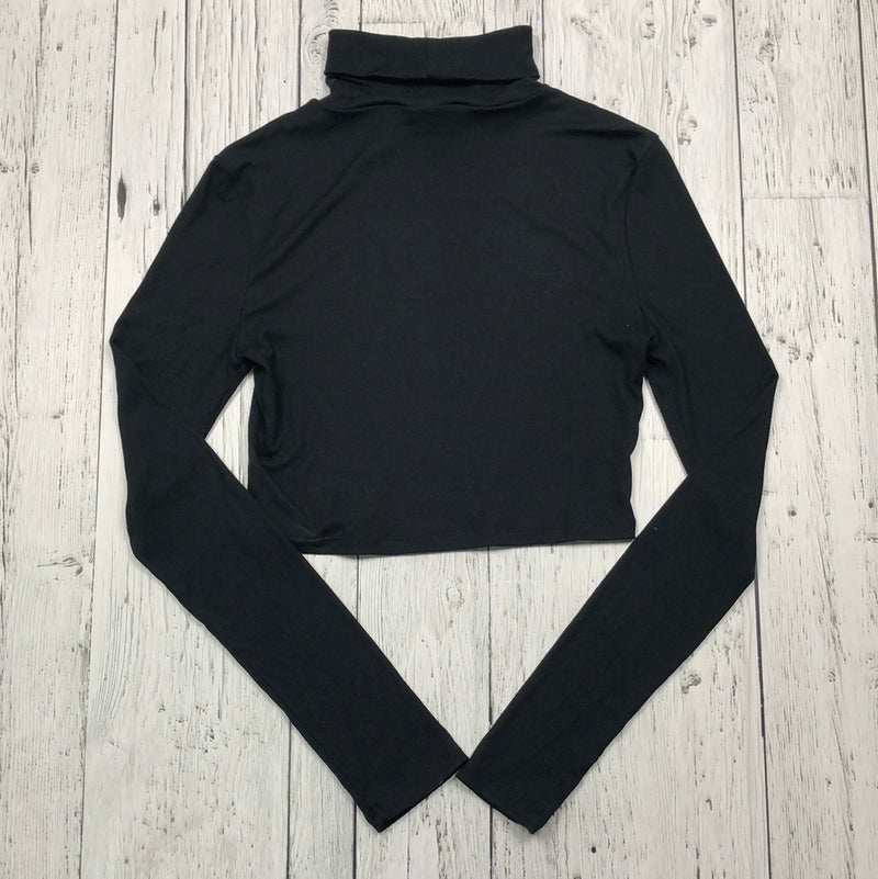 Sunday Best black turtle neck - Hers S