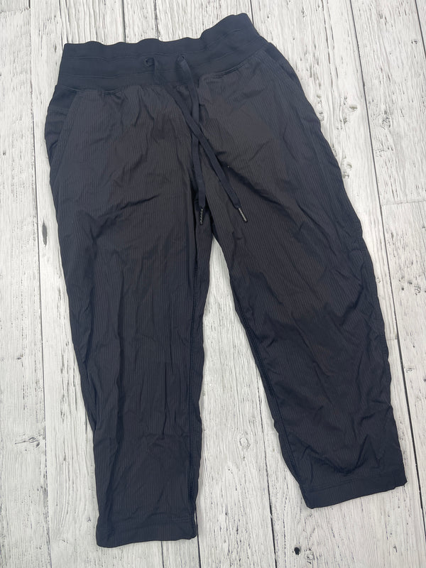 lululemon black cropped pants - Hers 4