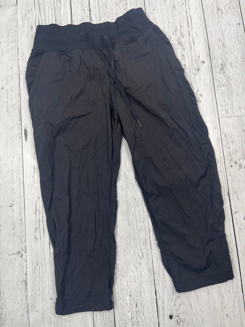 lululemon black cropped pants - Hers 4