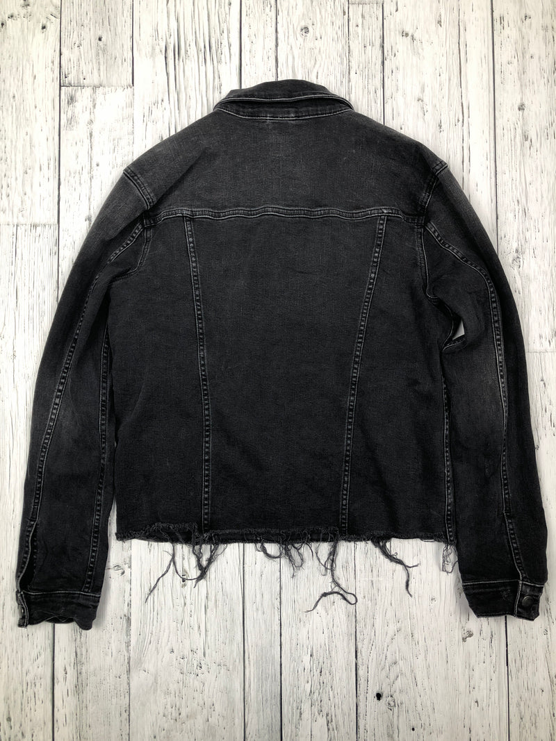 Joe’s black denim jacket - Hers M