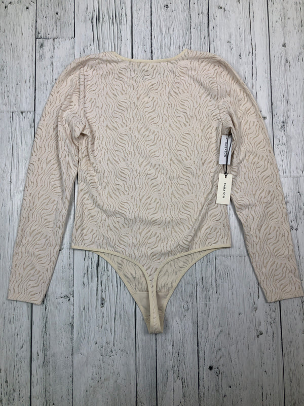 Babaton Aritzia cream patterned bodysuit - Hers L