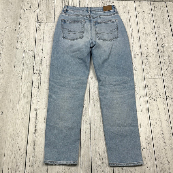 American Eagle Light Wash Distressed Jeans - Hers XS/0