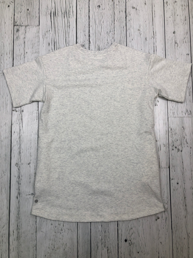 Athleta girl grey t-shirt - Hers 8