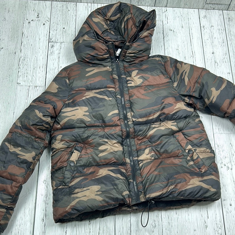 American Eagle camo puffer jacket - Hers M