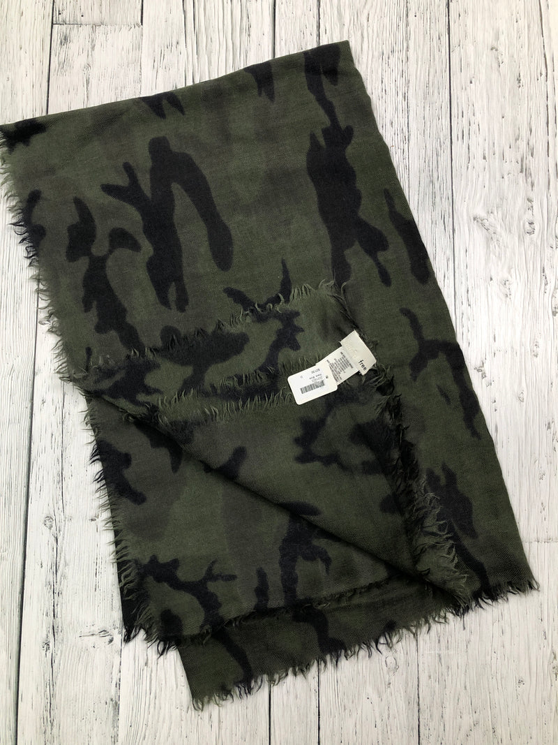 Wilfred Free Aritzia green scarf - Hers O/S