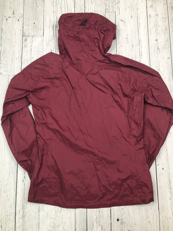 Patagonia burgundy wind breaker - Hers M