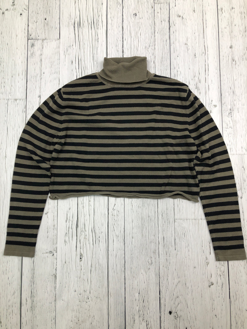 Garage green black striped turtle neck - Hers XS