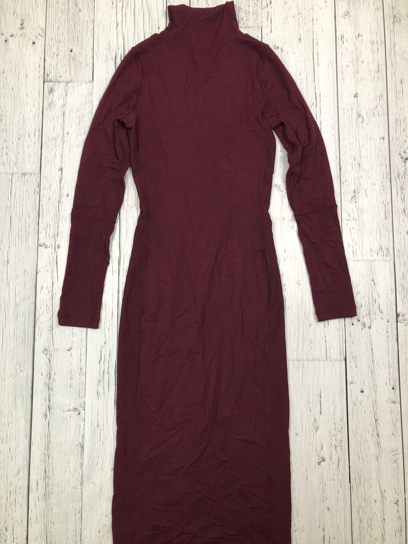 lululemon burgundy dress - Hers XS/2