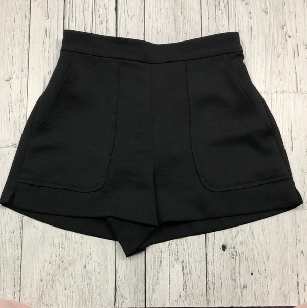 Wilfred Aritzia black shorts - Hers XS