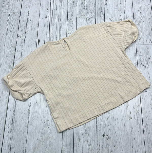 Zara beige T-shirt - Girls 10