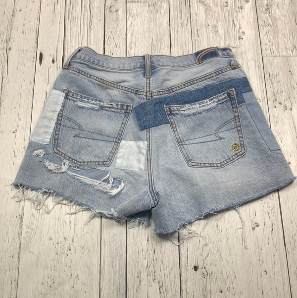 American Eagle distressed blue jeans - Hers M/8