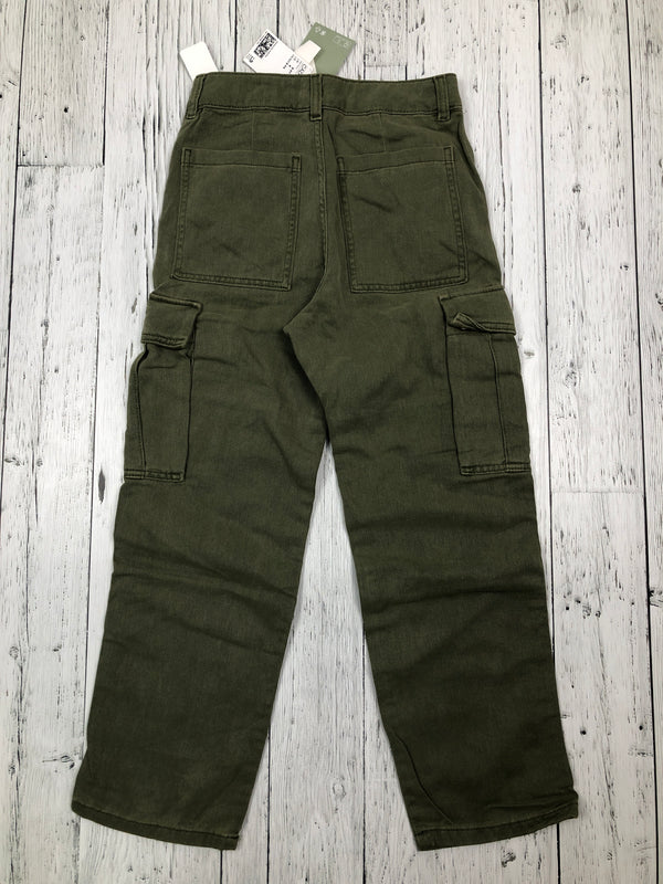 H&M green cargo pants - Boys 8-9