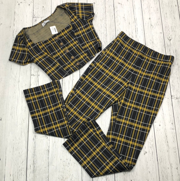 Hollister black yellow plaid shirt/ pants - Hers XS