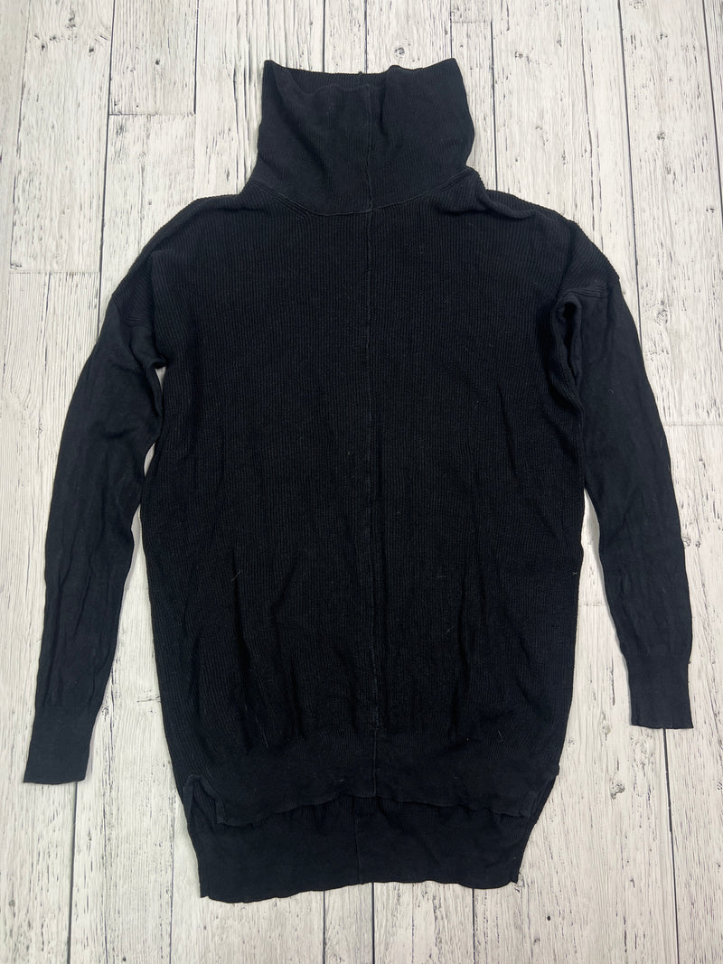 Wilfred Aritzia black turtle neck shirt - Hers S
