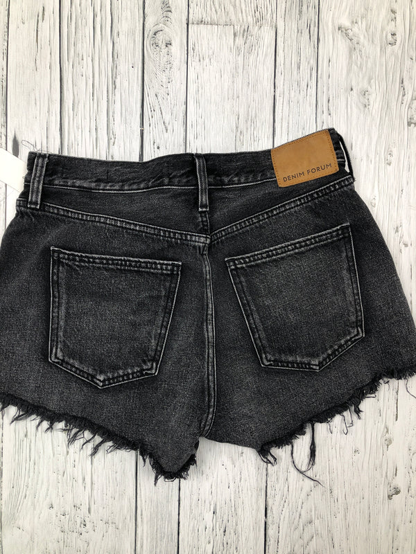 Denim Forum Aritzia black The ex boyfriend short - Hers XS/25