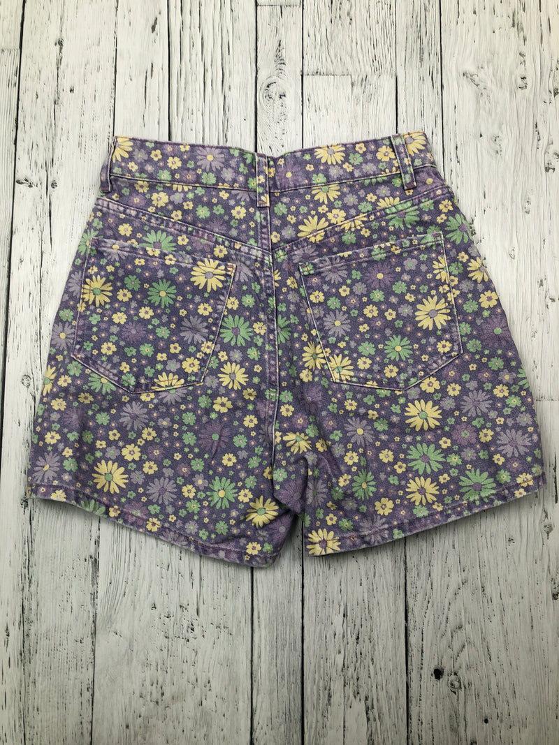 Zara high waisted purple floral denim shorts - Hers S/4