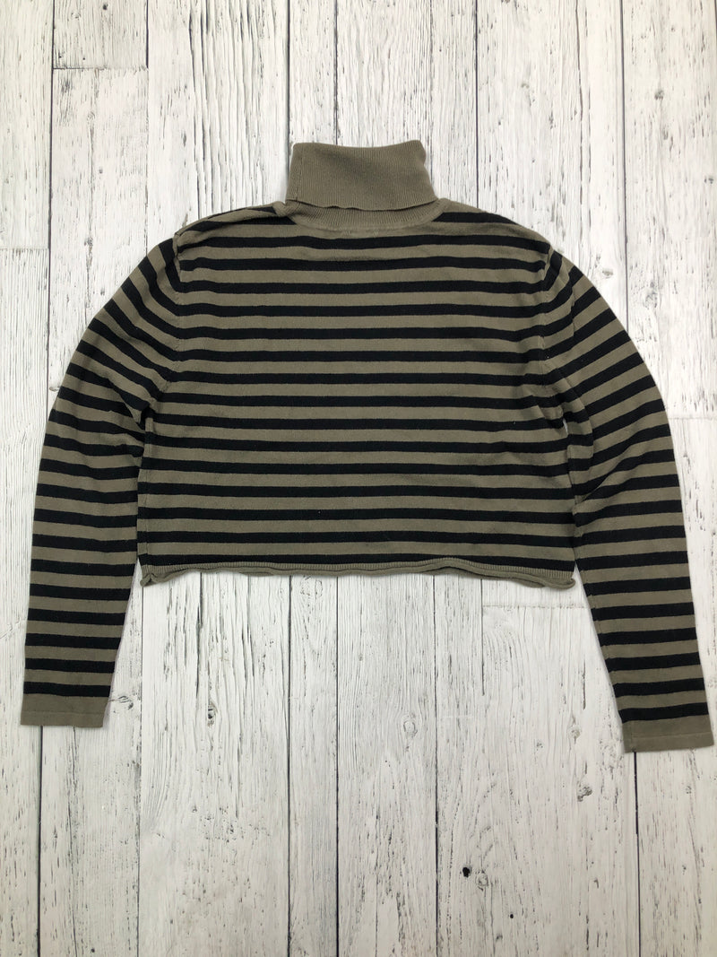 Garage green black striped turtle neck - Hers XS