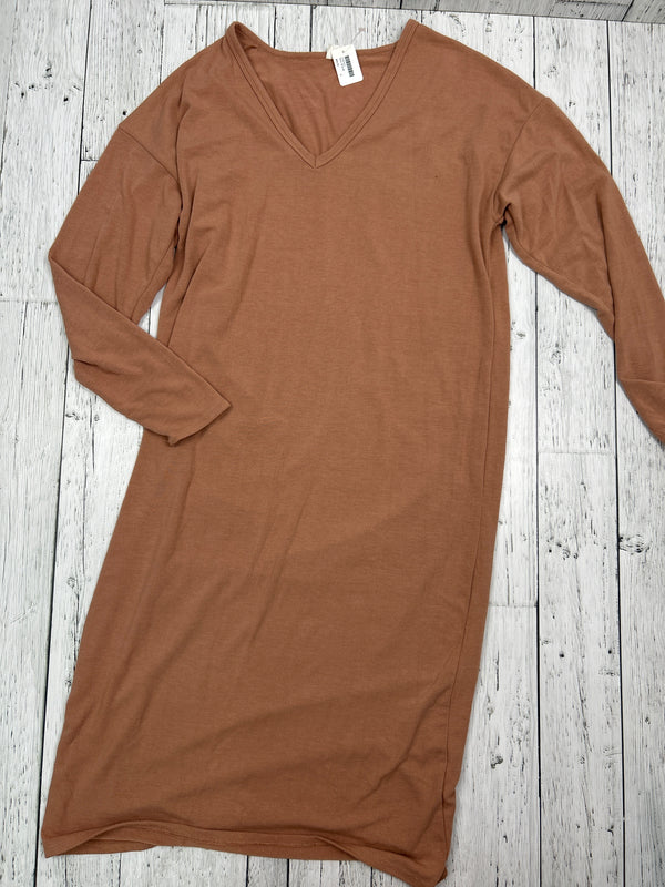 Wilfred Free Aritzia tan dress - Hers M