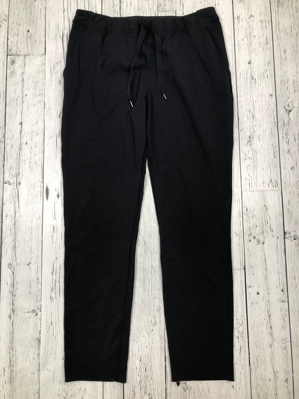 lululemon on the fly 28” black joggers - Hers S/6