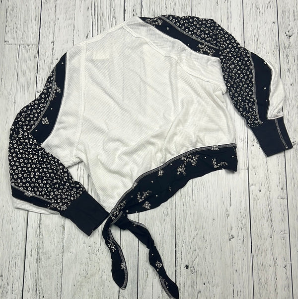 Free People black white patterned shirt - Hers L