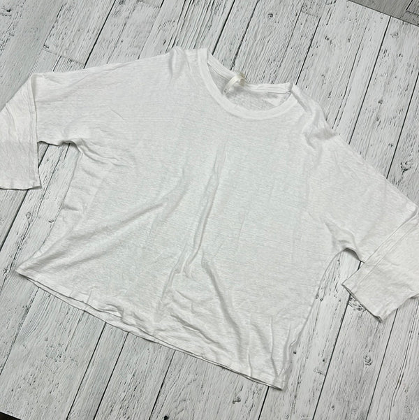Babaton Aritzia White Oversized Shirt - Hers XL