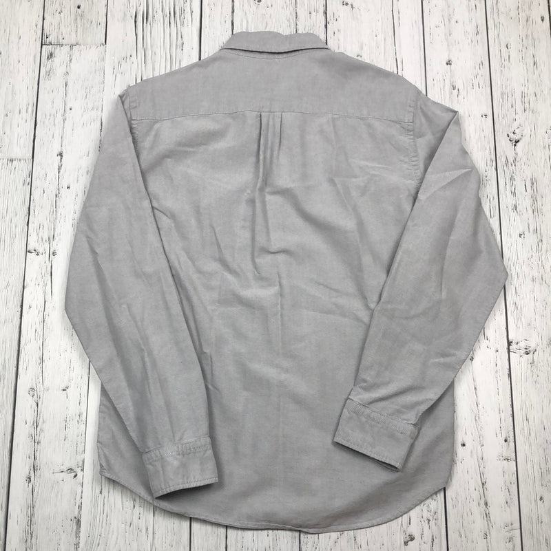 American Eagle Grey Button Up - His M