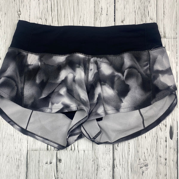 lululemon black/white pattern shorts