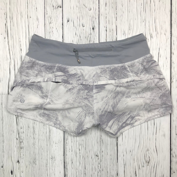lululemon grey white patterned shorts - Hers 2
