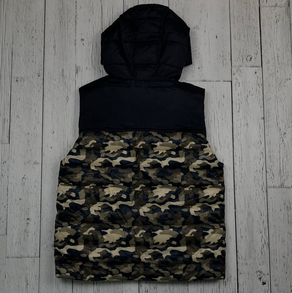 Zara reversible camo green vest - Boy 14