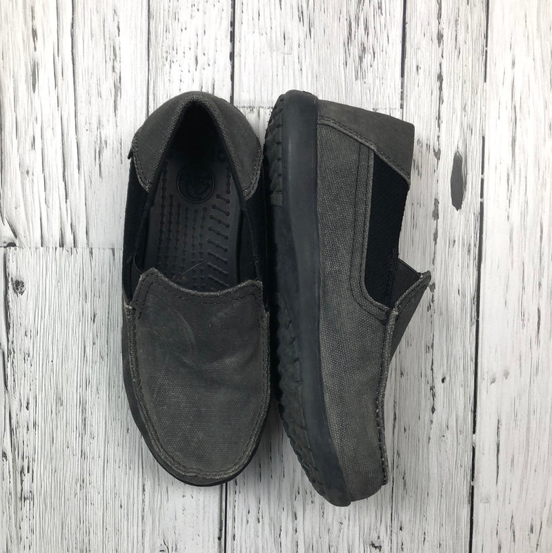 Crocs black slip on shoes - Boys 2