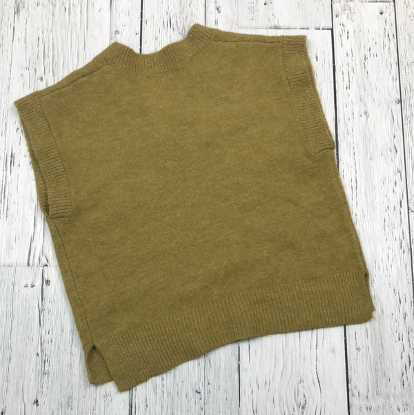 Zara green sweater vest - Girls 9