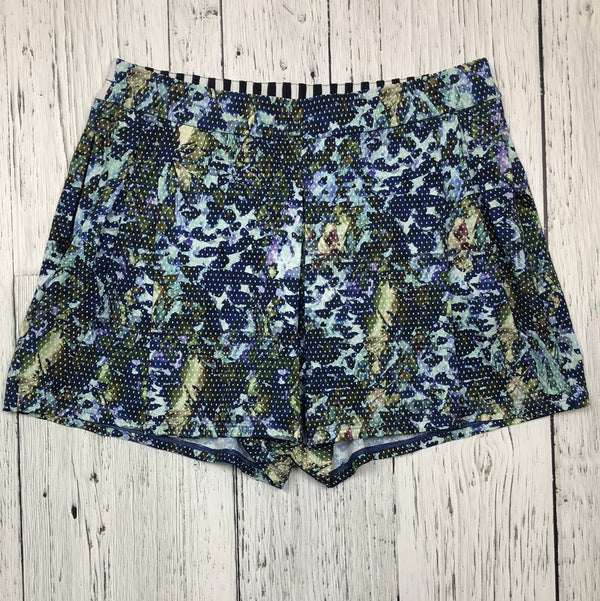 lululemon blue floral shorts - Hers 8